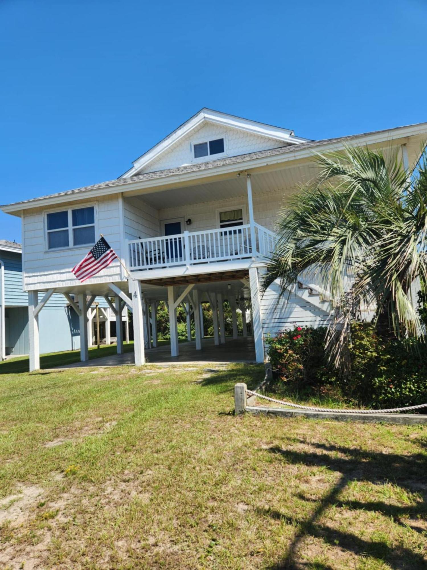 Holiday home Whole House - Short Walk To The Ocean Isle Beach